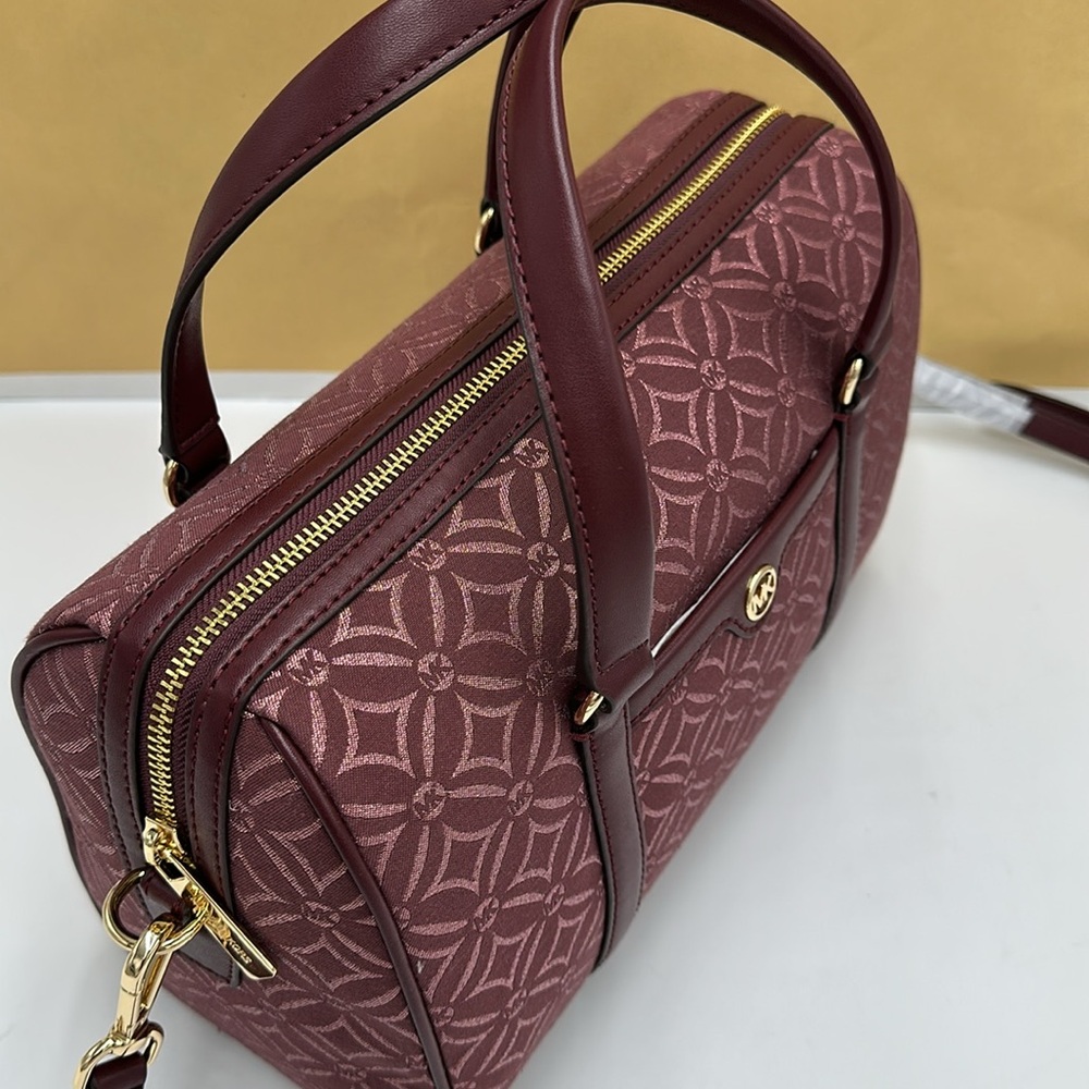 MICHAEL KORS JST TRAVEL MEDIUM DUFFLE SATCHEL SHOULDER CROSSBODY BAG MK OXBLOOD - Picture 3 of 16